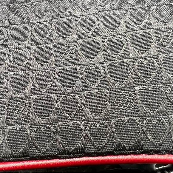 Pre owned good condition Brighton makeup brush roller case - Picture 4 of 10